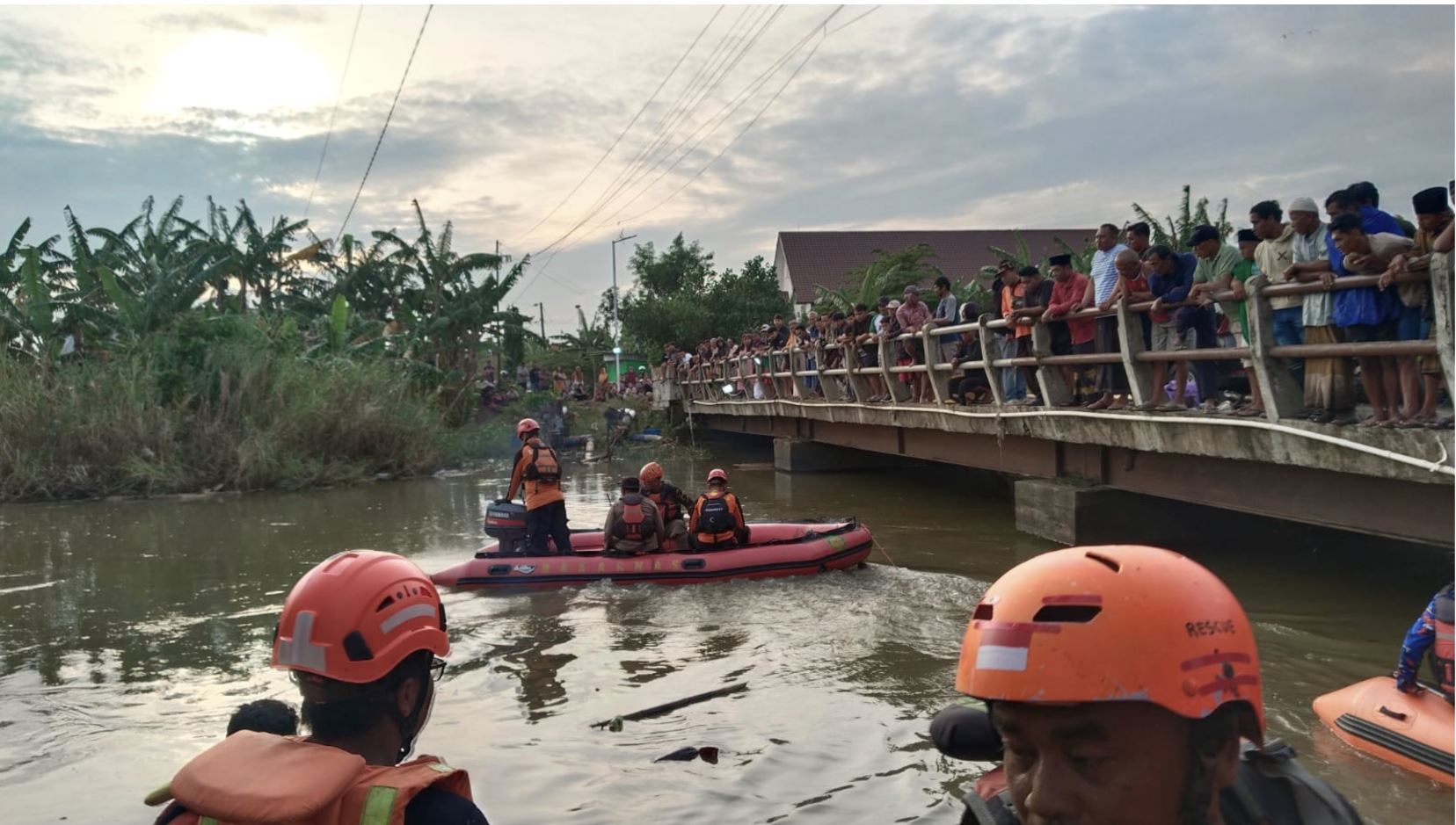 Dua Remaja Tenggelam di Sungai Tegowanu Grobogan, Tim SAR Lakukan Pencarian
