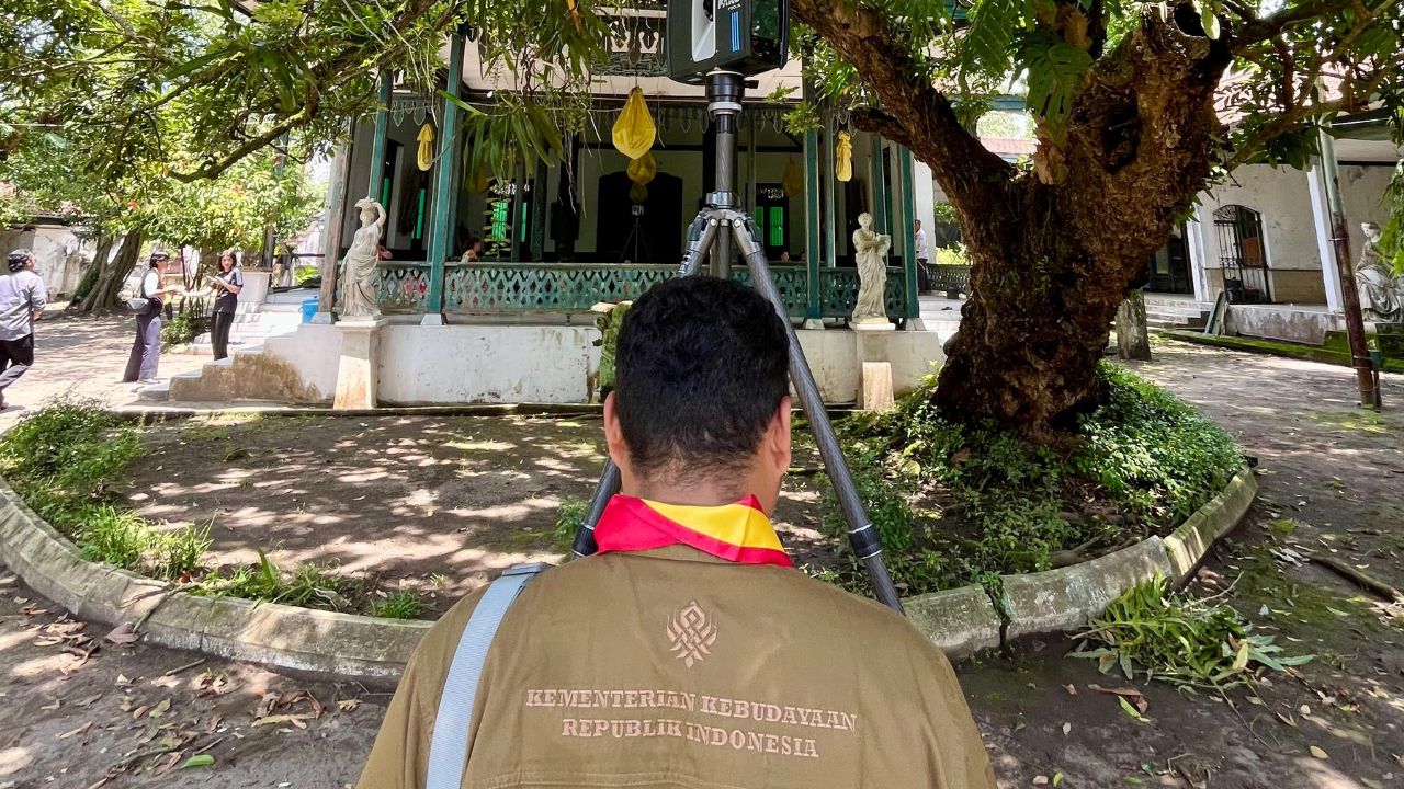 Fadli Zon Tinjau Keraton Kasunanan Surakarta Hadiningrat, Revitalisasi Keraton Kilen Segera Dimulai Tahun Ini