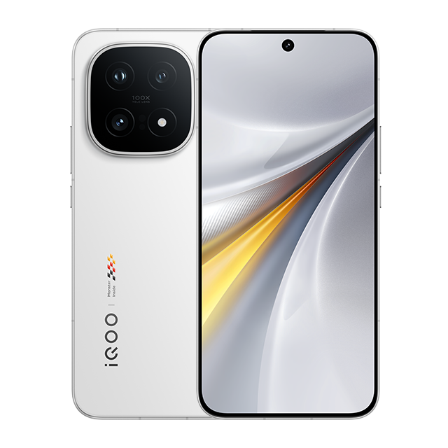 Duel Flagship Beda Kelas, Pilih Estetika iPhone 15 atau Performa Monster iQOO 15?