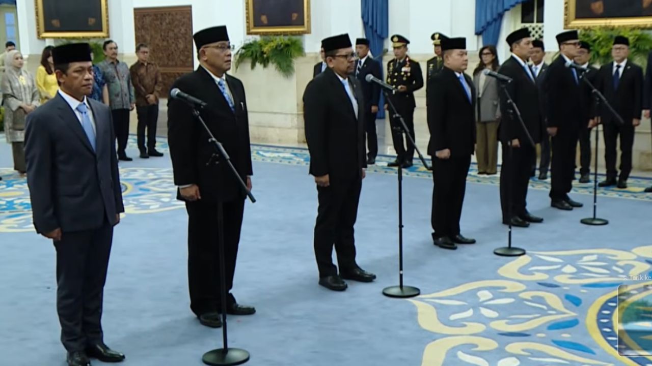 BREAKING NEWS: Prabowo Subianto Reshuffle Kabinet, Lantik 6 Pejabat Kunci di Istana Negara