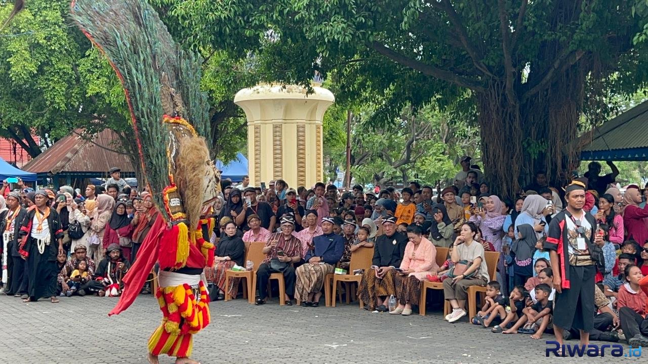 Keraton Surakarta Adakan Peringatan HUT Pakasa ke 94 Tahun, Berikan Apresiasi Pada Seniman yang Fokus Menjaga dan Melestarikan Budaya Jawa-1