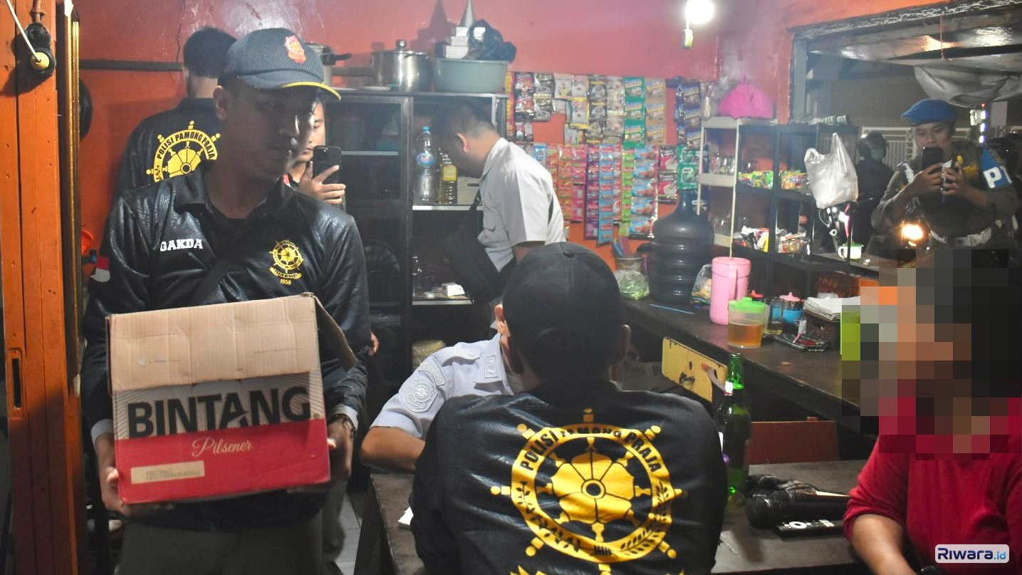 Dunia Gelap Surabaya: Habis Dolly, Terbitlah Warkop Miras dan Karaoke