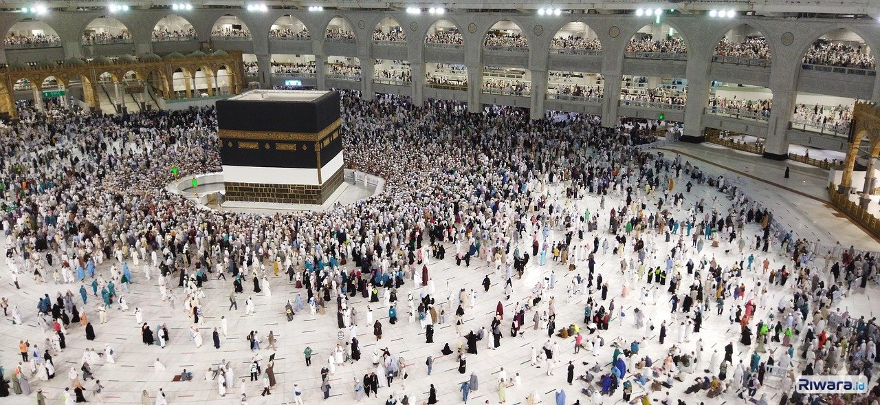Usut Dugaan Penyimpangan Pelimpahan Porsi Haji, Kemenhaj Lakukan Kerja Sama dengan Kejati Jatim