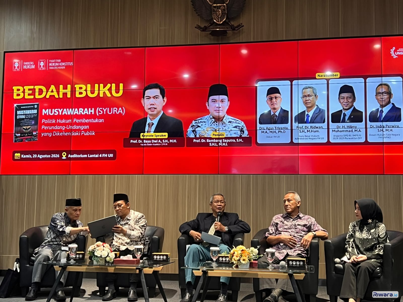 Acara Bedah Buku Musyawarah (Syura) Karya Prof. Dr. Bambang Saputra, S.H., M.H., S.H.I., M.H.I., di UII Yogyakarta